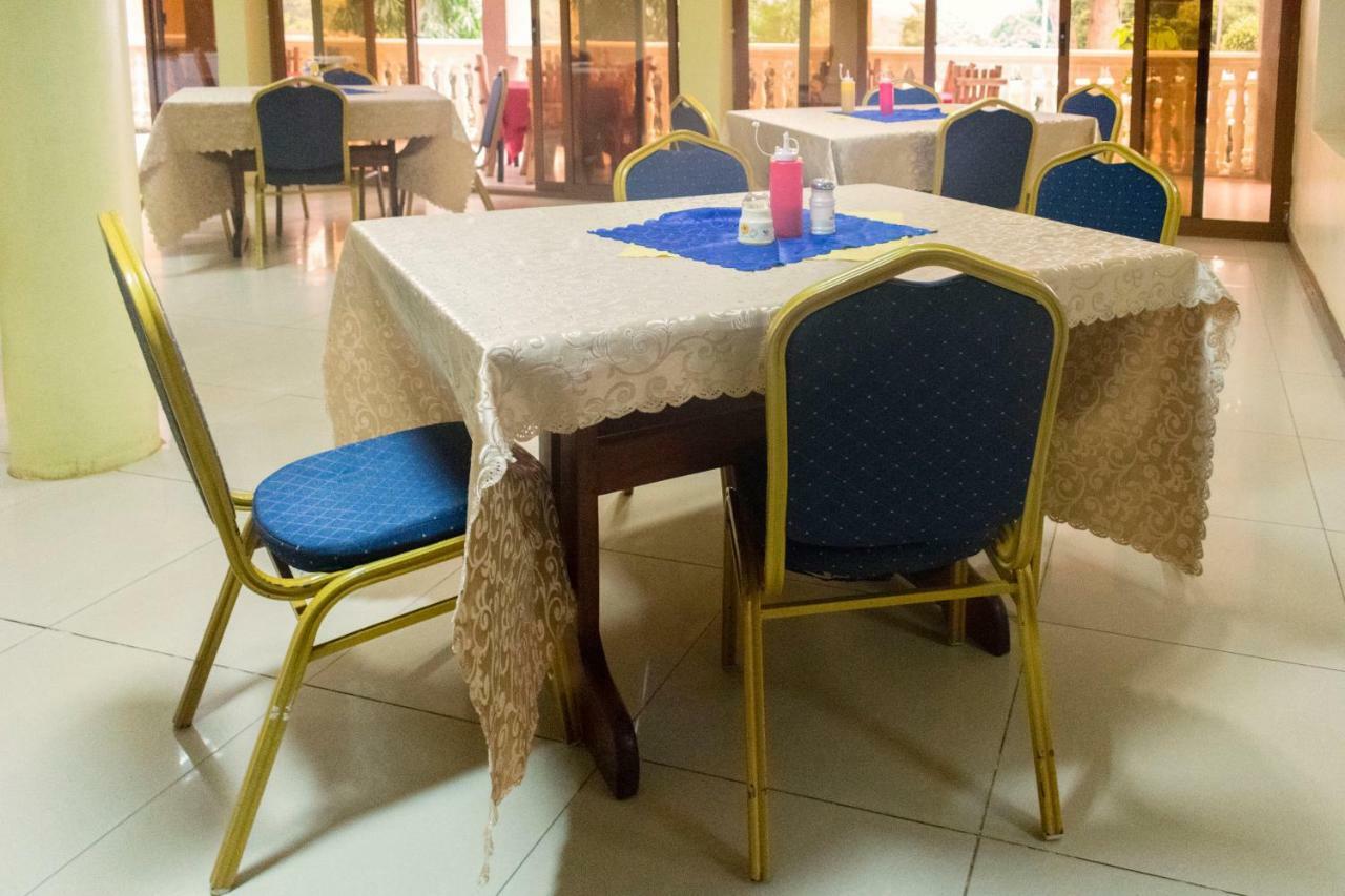 Kayegi Hotel Mbale Eksteriør billede