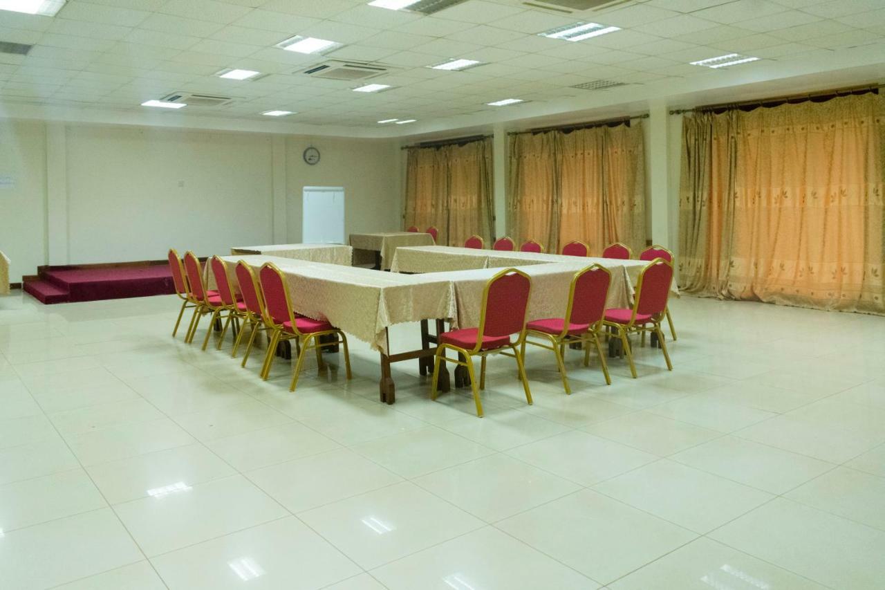 Kayegi Hotel Mbale Eksteriør billede